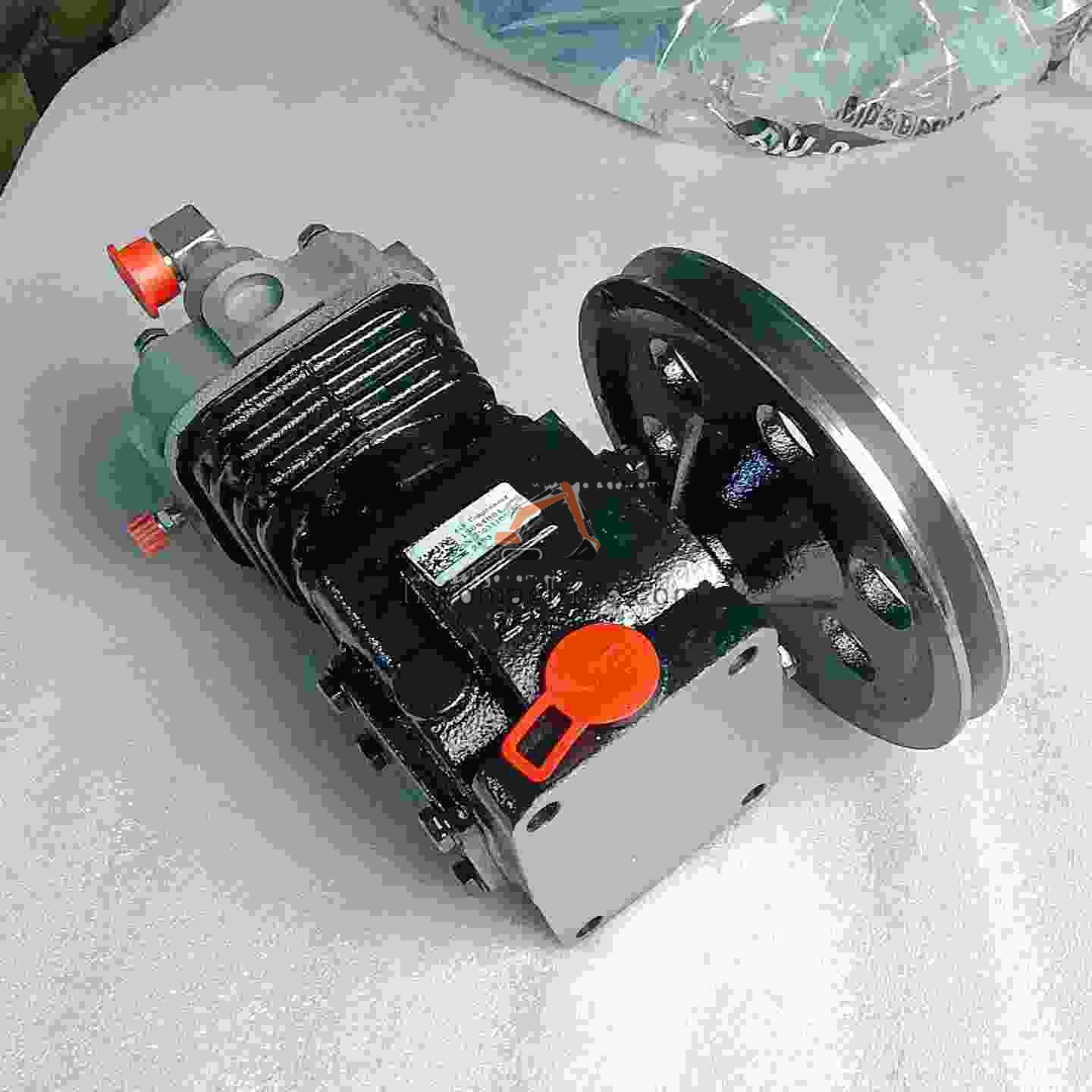 XCMG 13054861 GENUINE COMPRESSOR - Professional Construction Machinery Parts